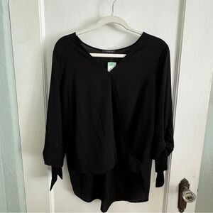 NWT Black West Kei 3/4 Sleeve Blouse Medium